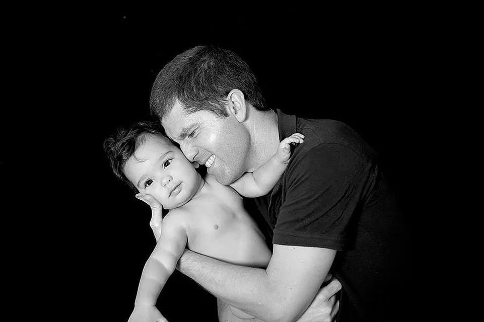 Regardless of what they say, deep down every Dad would love a studio shot with their little one. 

#bellarinephotographer #oceangrove #geelongfamilyphotographer #geelongfamilyphotographer