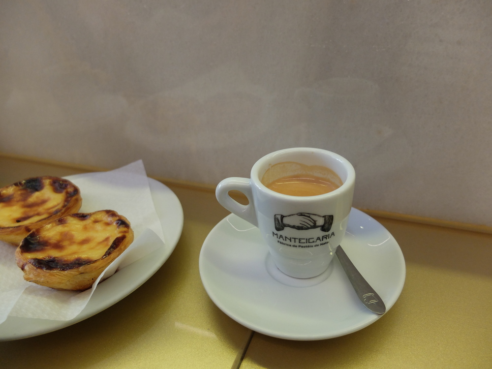 coffee pastry maneigaria fabrica hello getaway cityguide lisbon 