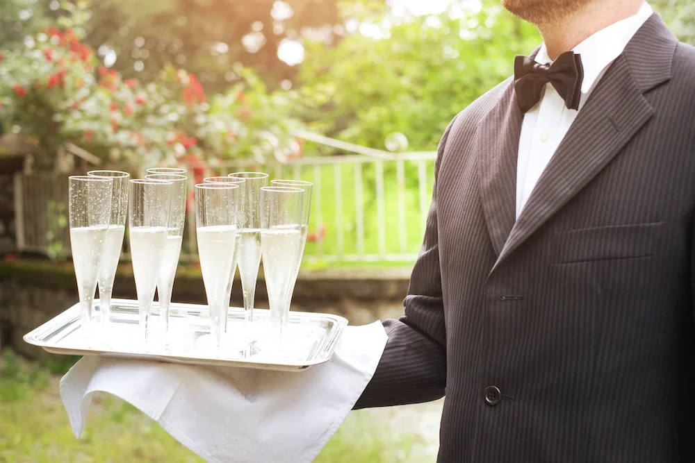 EC CHAMPAGNE copy.jpg