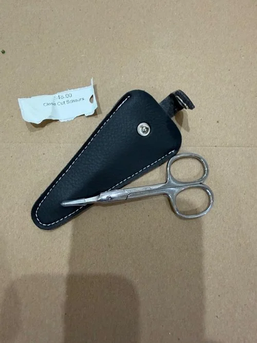 close cu scissors.jpeg