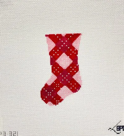 23-321_Micro_Pink_Argyle_Stocking.jpg