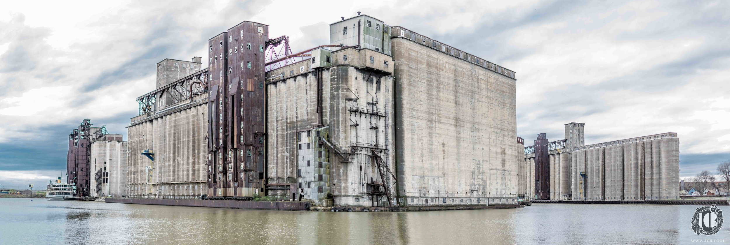 SILO CITY_BUFFALO-7-Pano- LOW RES - LOGO.jpg