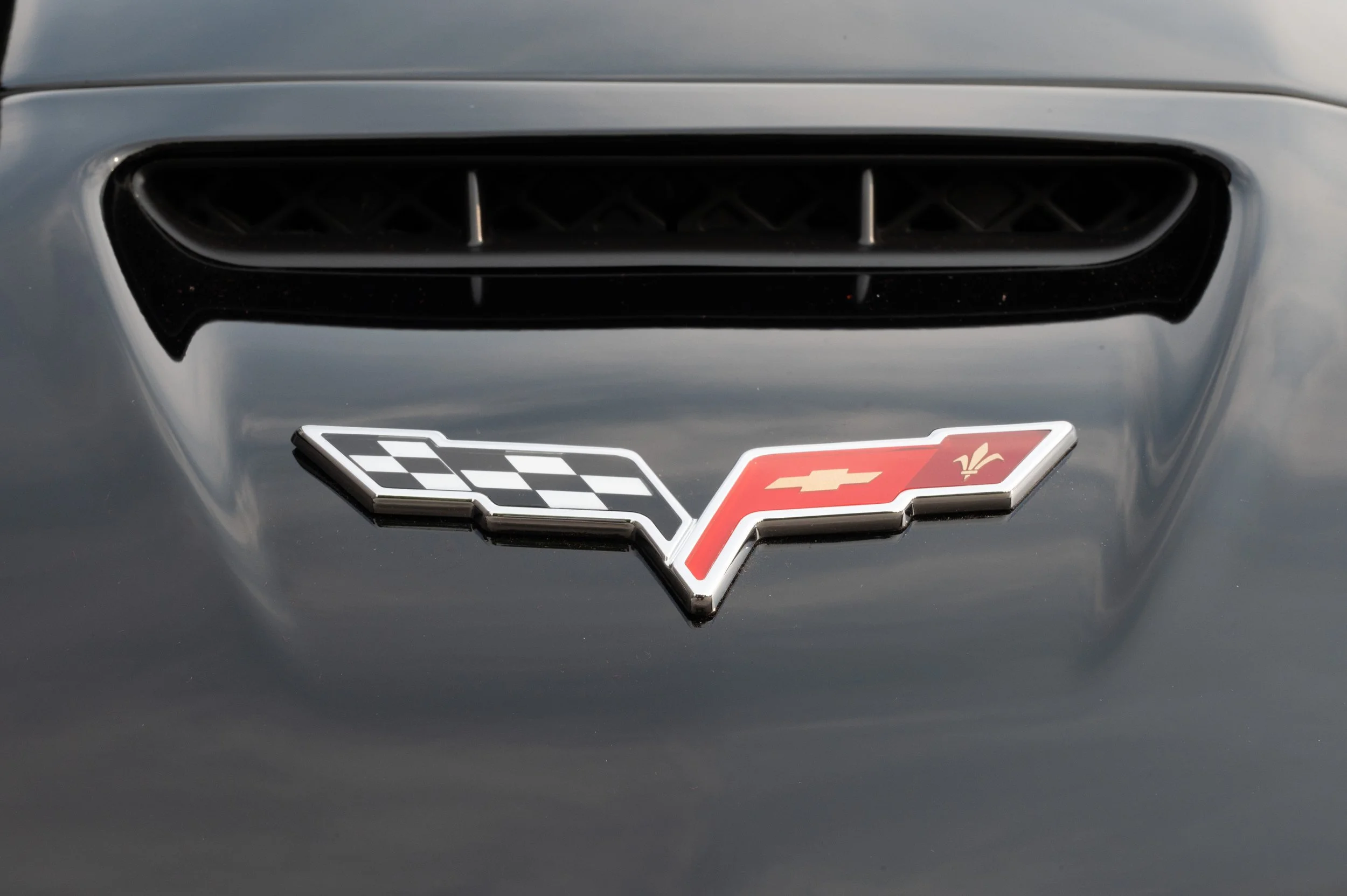 2009ChevyCorvetteZR1_-12.jpg