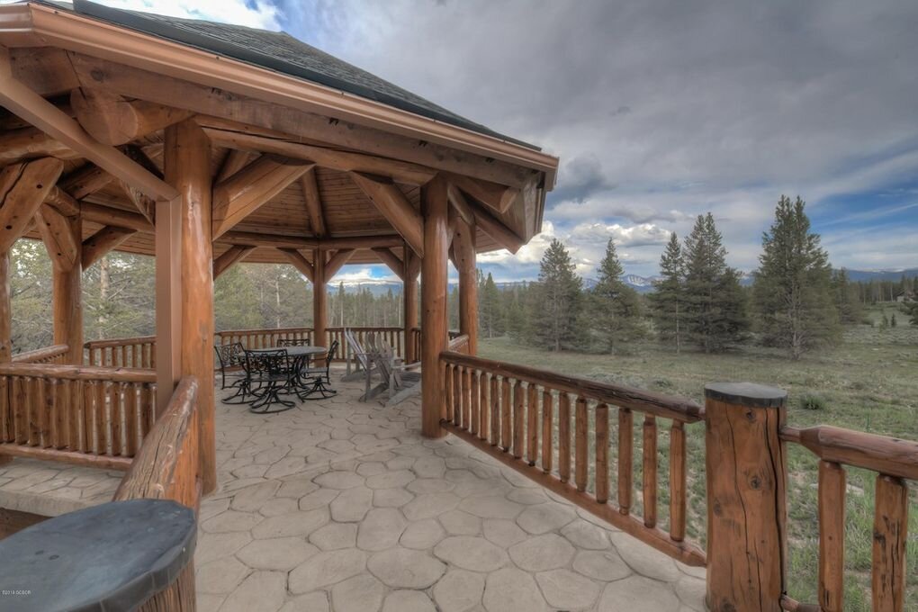 gazebo.jpg
