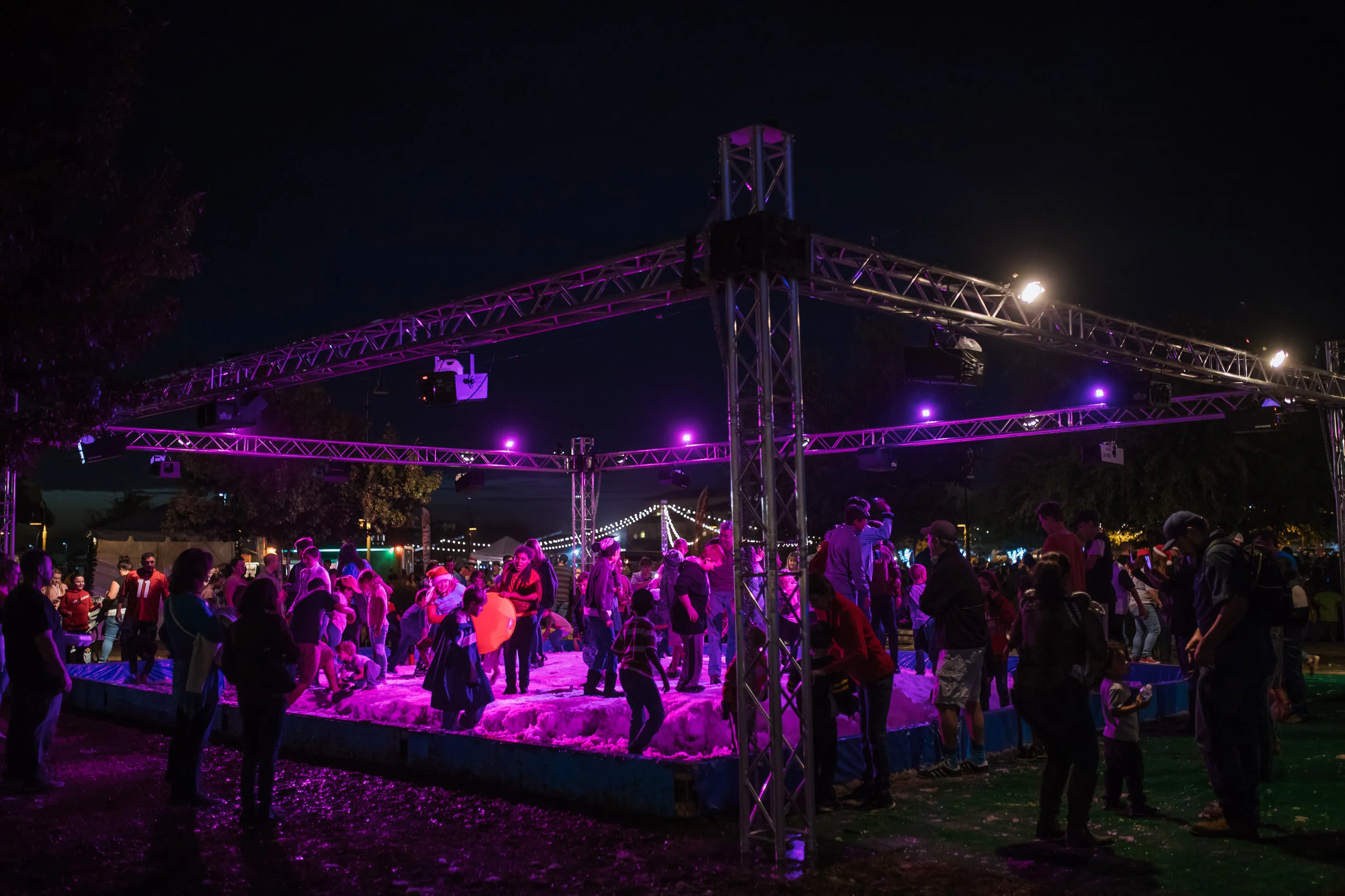 MaranaTreeLighting-30.jpg