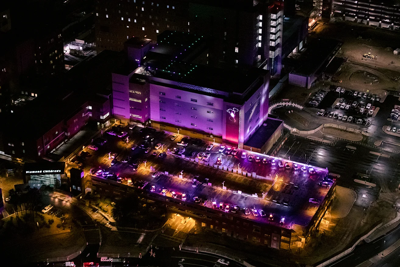 Flashing lights bring holiday joy at BannerDiamond Children's Medical