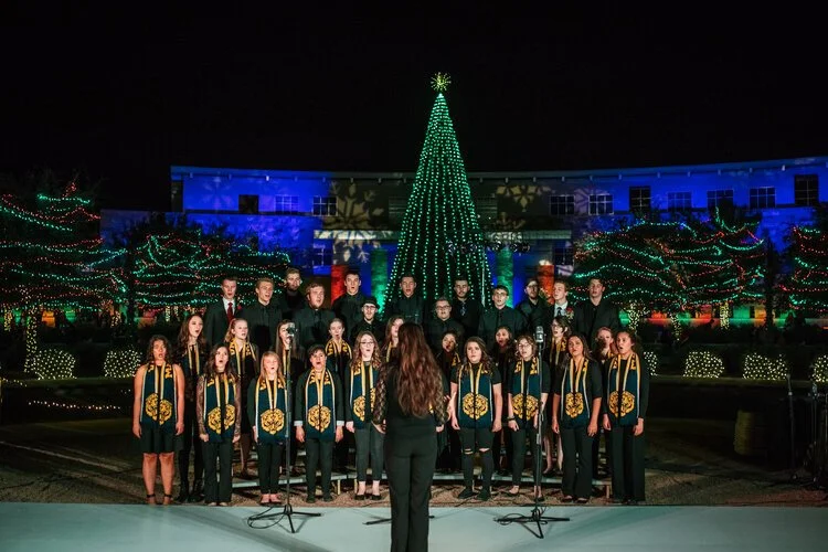 Deck Downtown At 2021 Marana Holiday Festival Christmas Tree Lighting Town Of Marana