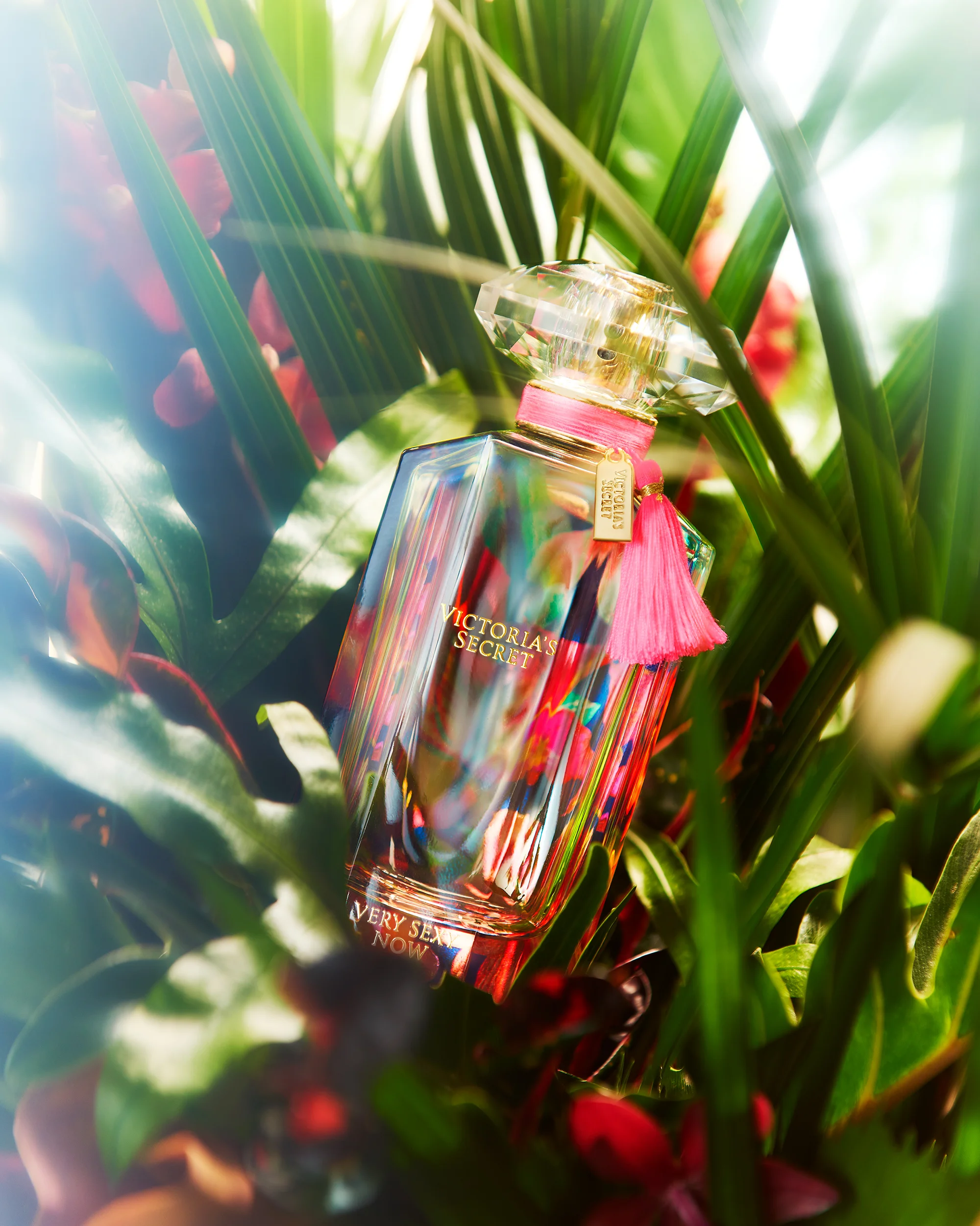beauty-very-sexy-now-2017-eau-de-parfum-victorias-secret-hi-res.jpg