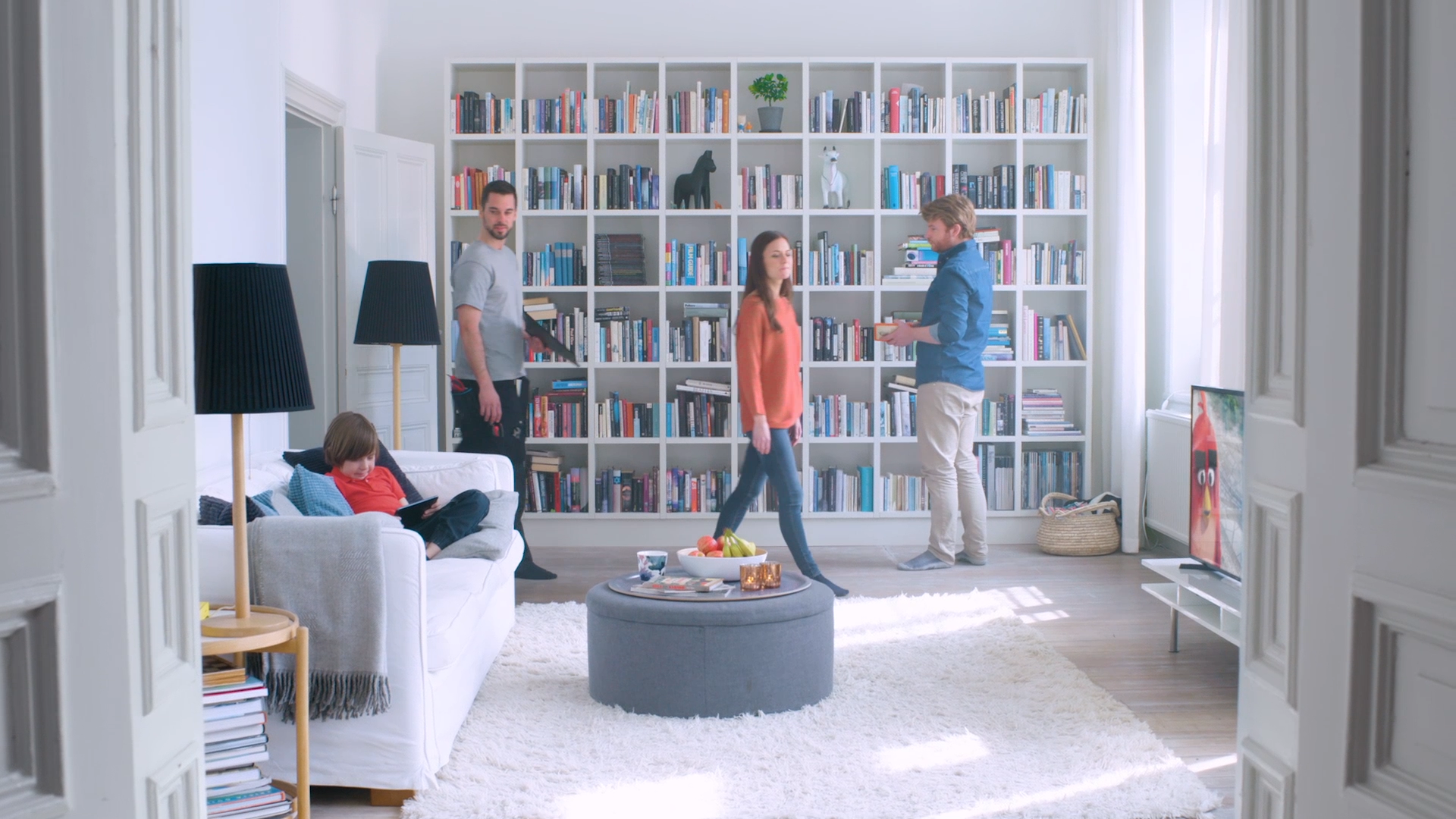 Villafiber_Boxer_170601_MASTER.mov.00_00_29_15.Still003.png
