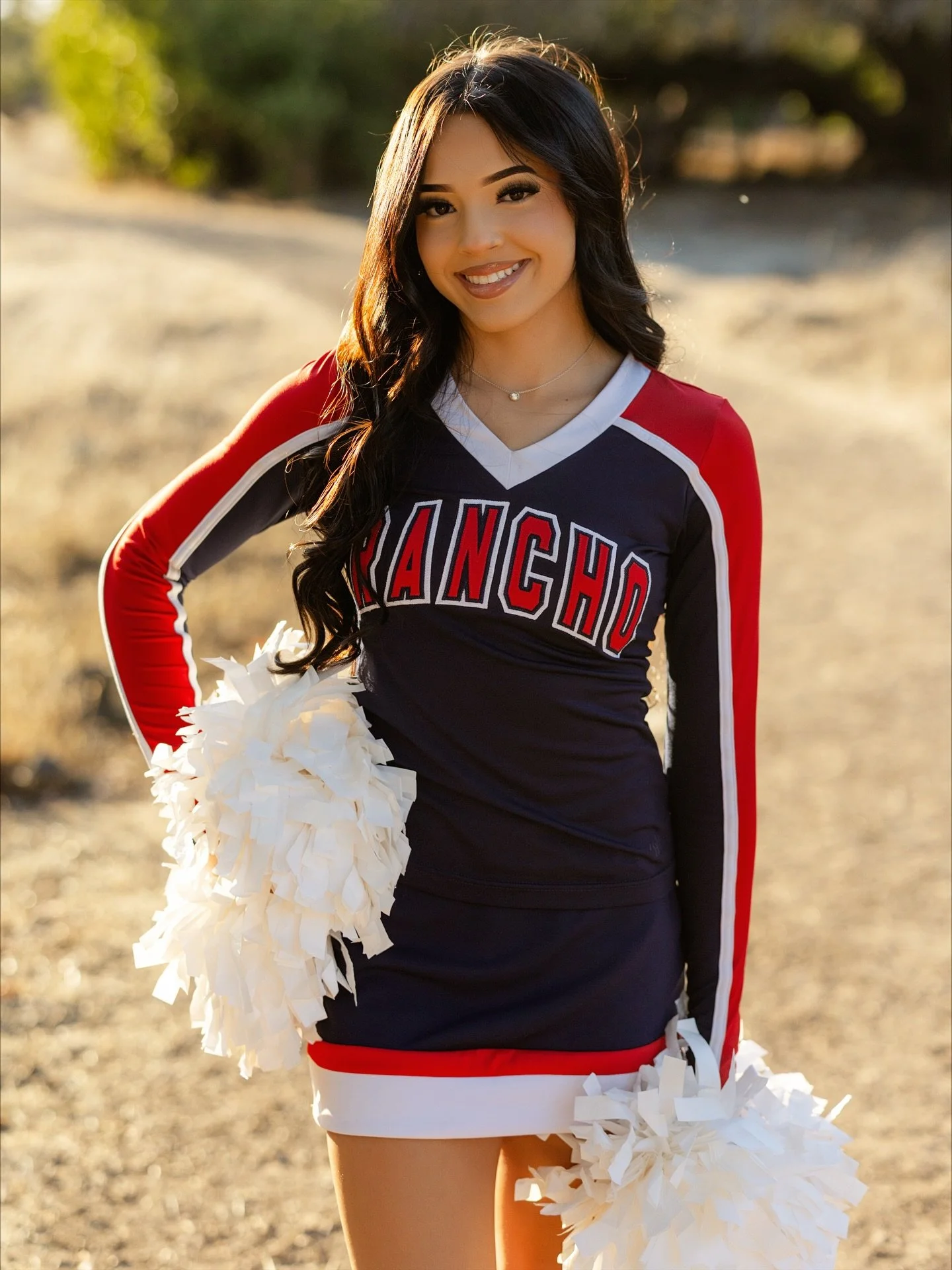 All heart, all spirit, all senior!! 💥 @cheeracorn101 I&rsquo;m so excited for you and your future dreams!!! Enjoy the rest of senior year!🥳

.
.
.

#jihancerdaphotography #seniorgirl #prettylight #classof2026 #seniorportraits #seniorstyleguide #sen
