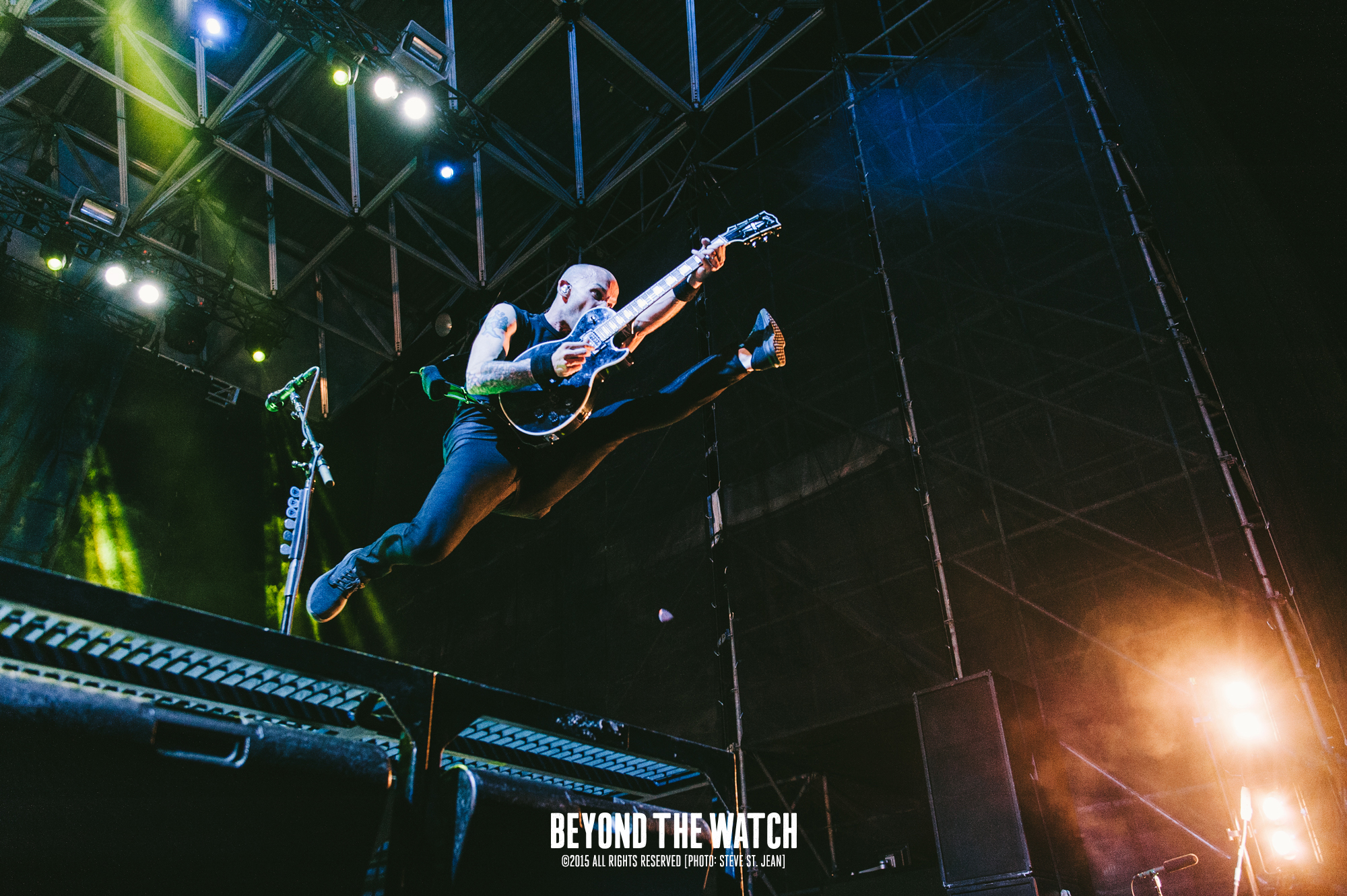 RiseAgainst-7.jpg