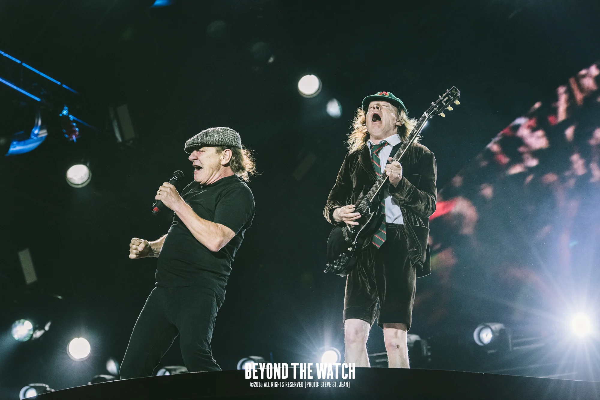  Brian Johnson &amp; Angus Young of AC/DC 