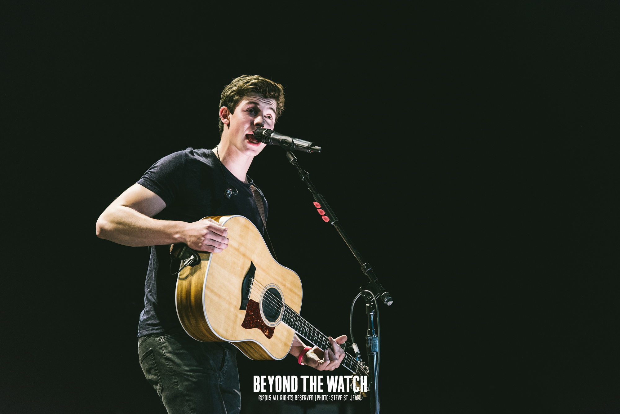 ShawnMendes-7.jpg