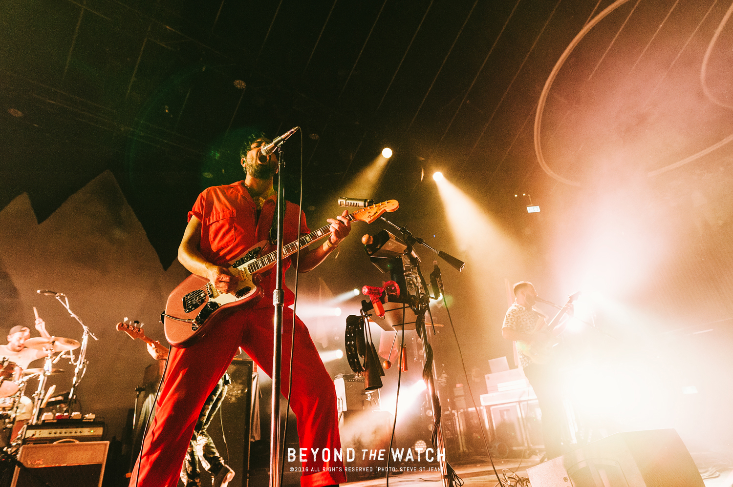 YoungTheGiant-4.jpg