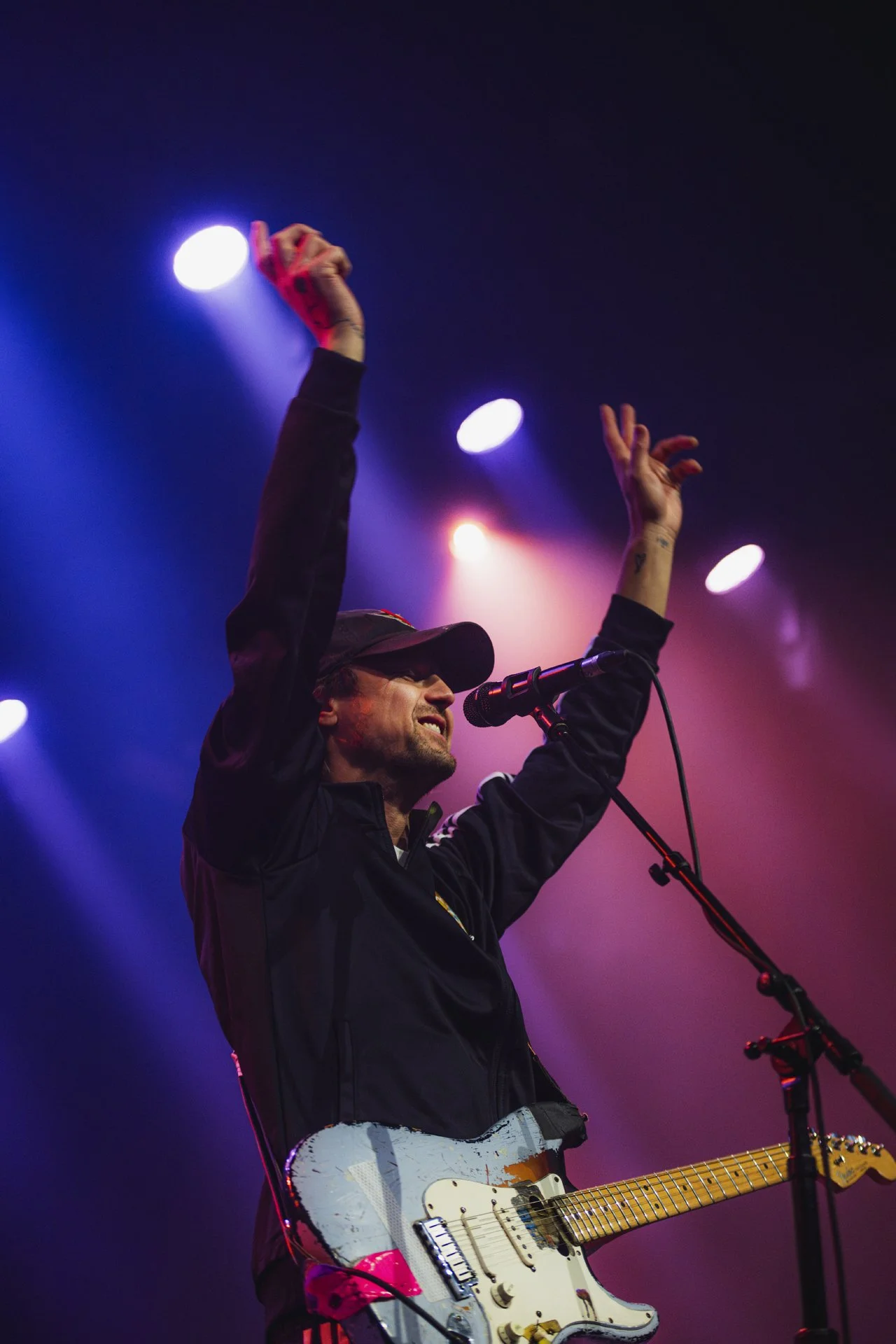 Hollerado at History
  
©Beyond The Watch. All Rights Reserved. Do not use photography without permission.