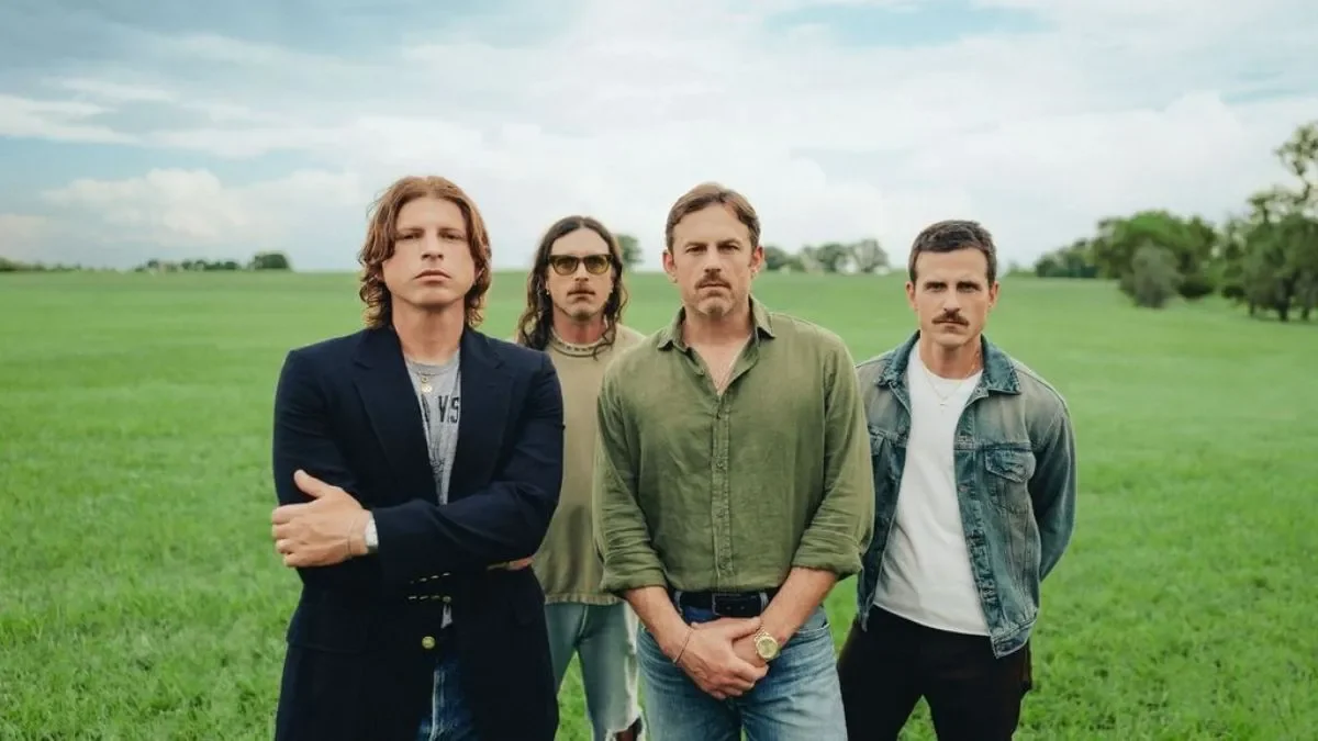 Listen to “My Whole World” by Kings of Leon