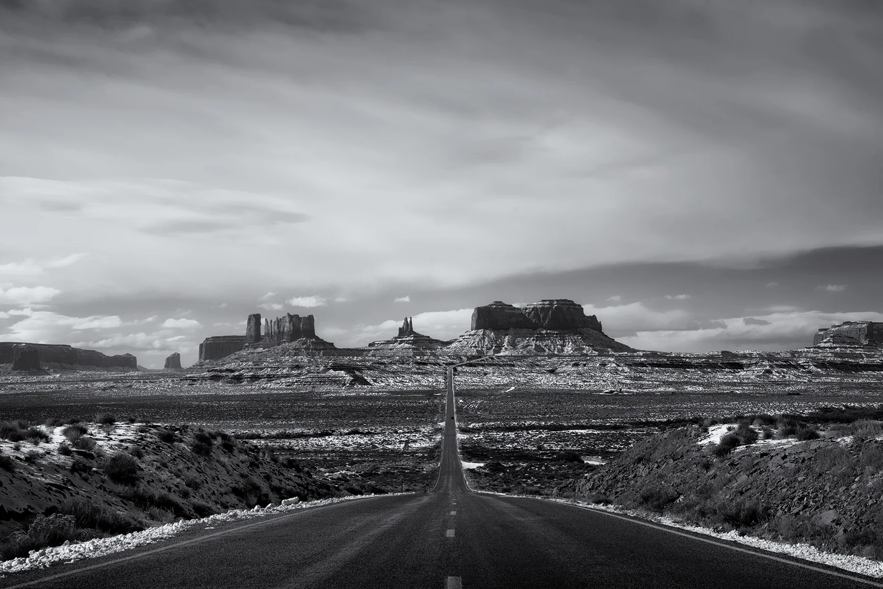 DSC_7096 bw.jpg