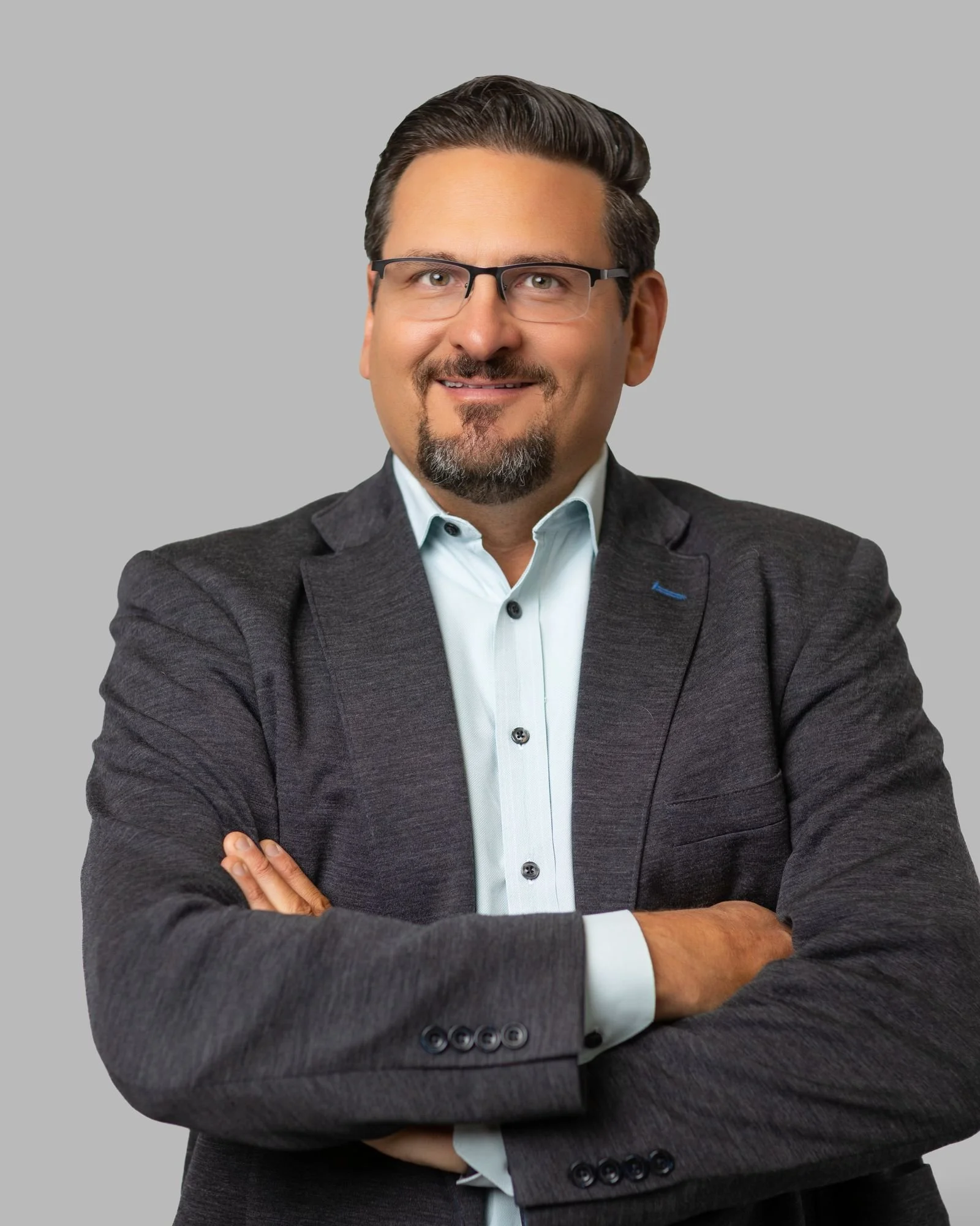 wisconsin-corporate-headshot-photographer-welch-group-01.jpg