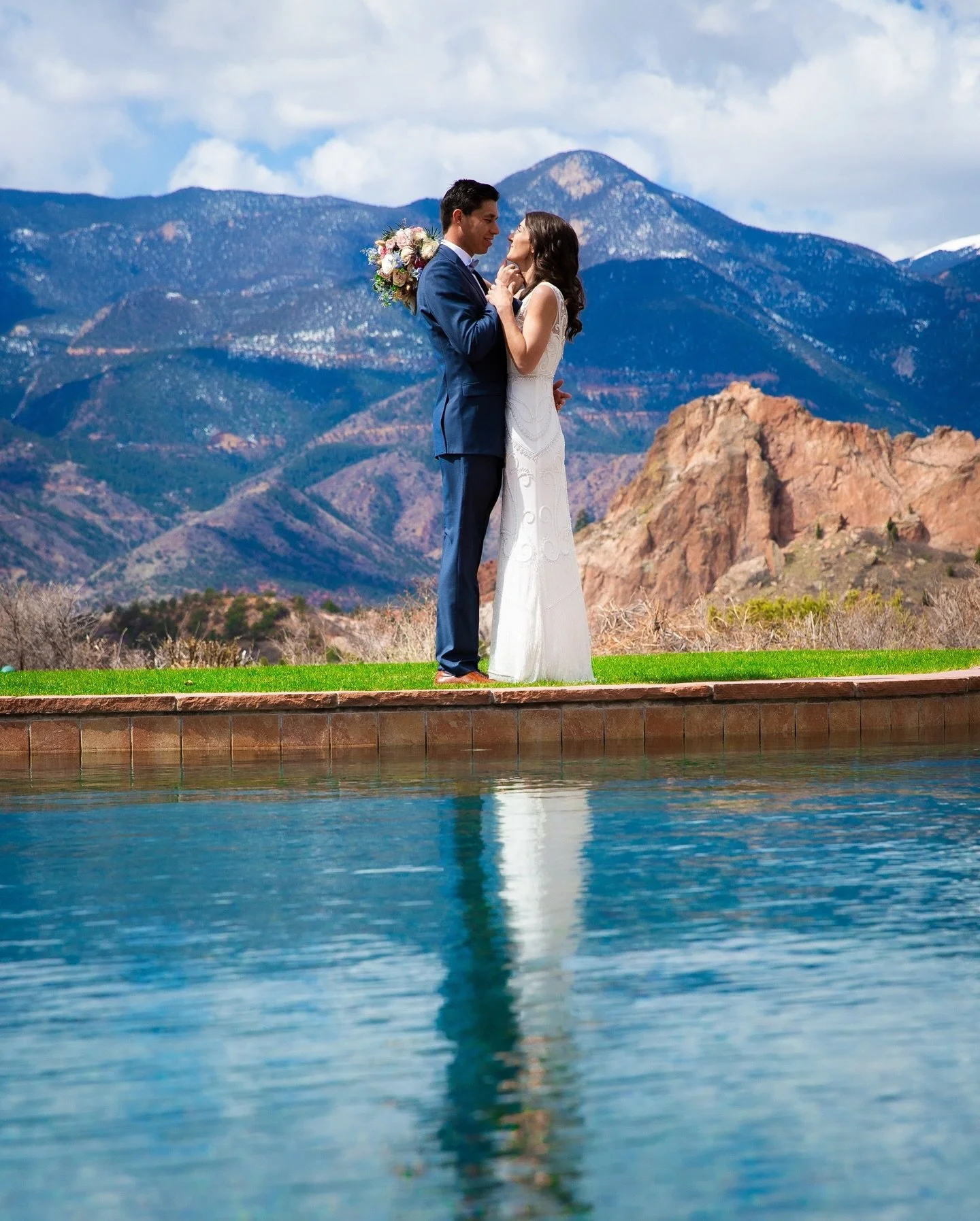 It&rsquo;s the weekend 🎶 hip hip hooray it&rsquo;s wedding day