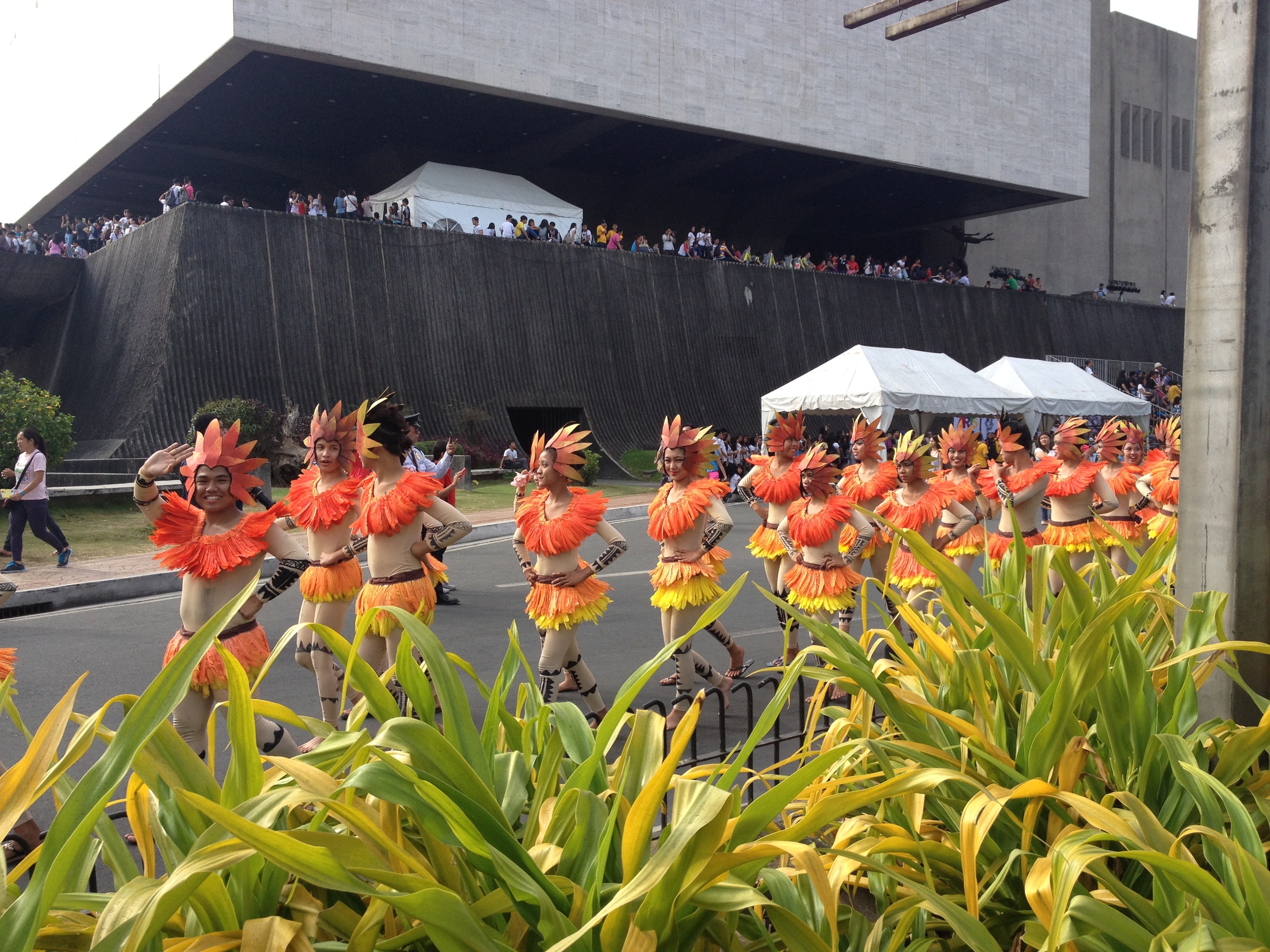 The Pasinaya Festival Parade attracted bystanders infront of the Cultural Center of the Philippines. 