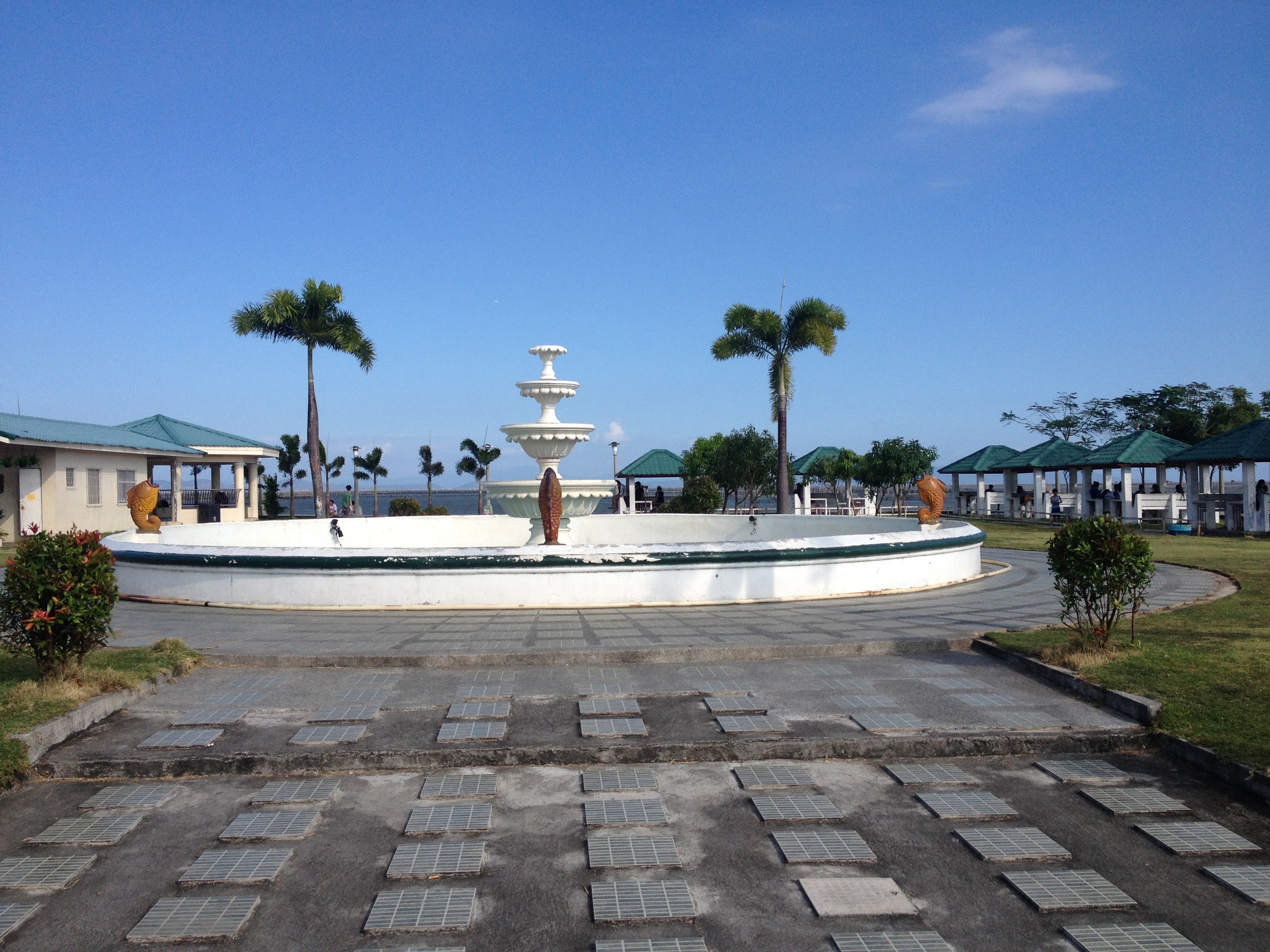 Sucat, Muntinlupa side of Laguna de Bay 