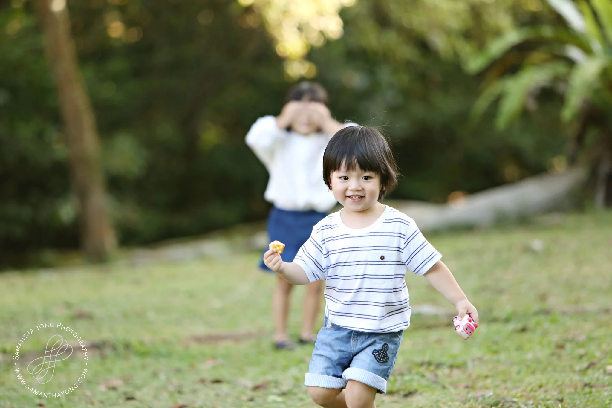 Singapore Family Photographer.jpg