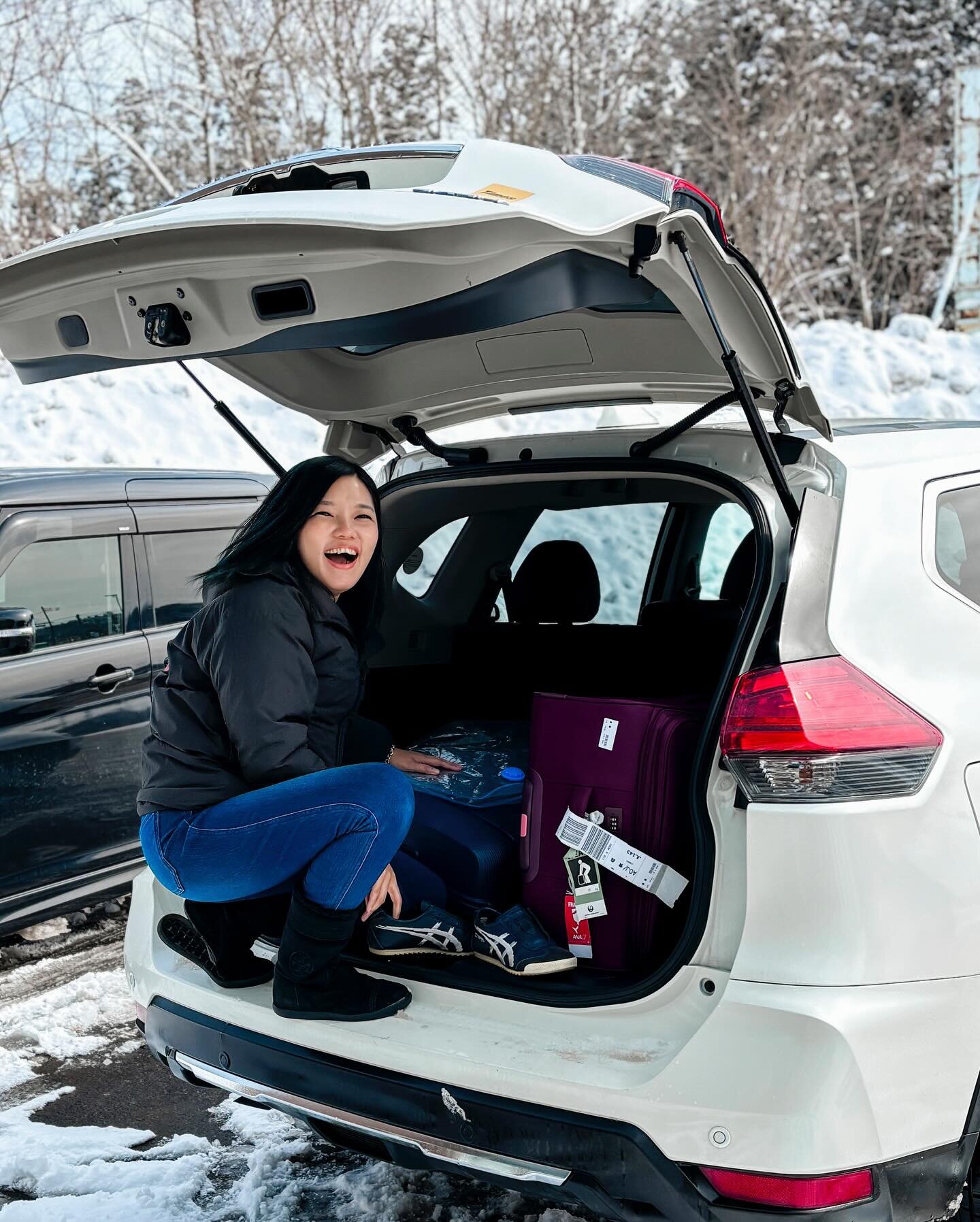 Remembering that one time when my trusty winter boots decided to give way, and I had to climb into the car storage space, to get my other pair of shoes from my luggage. My poor toes for the rest of my trip, were not toasty warm anymore. RIP boots. 

