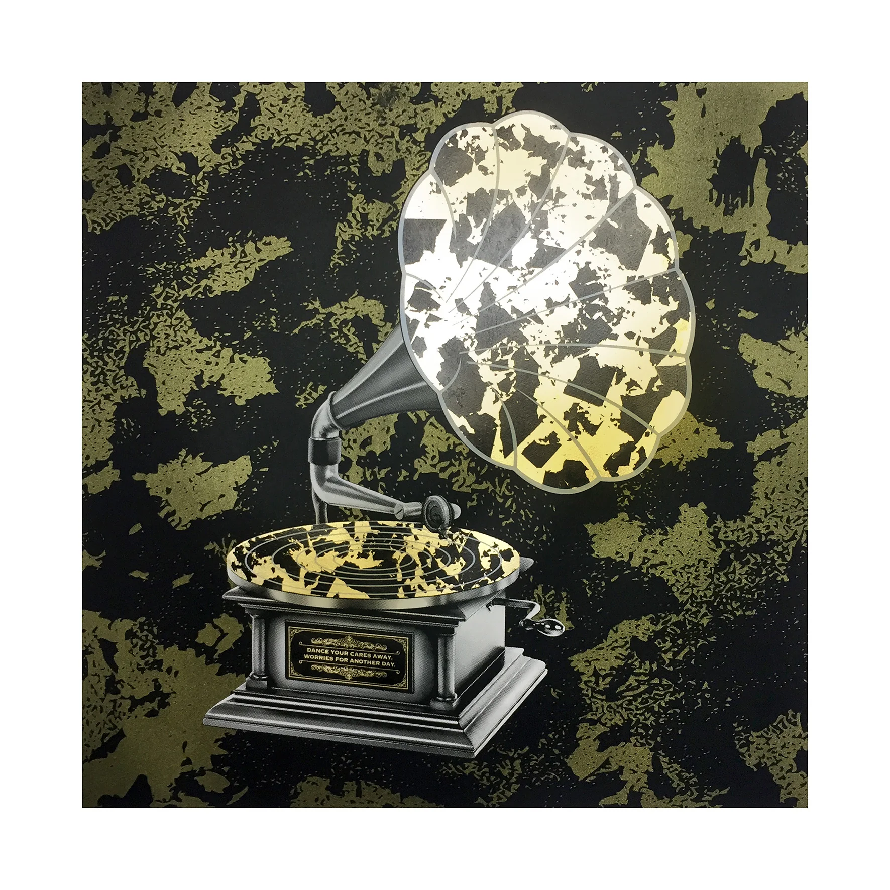 'Care Free' Gold Noir