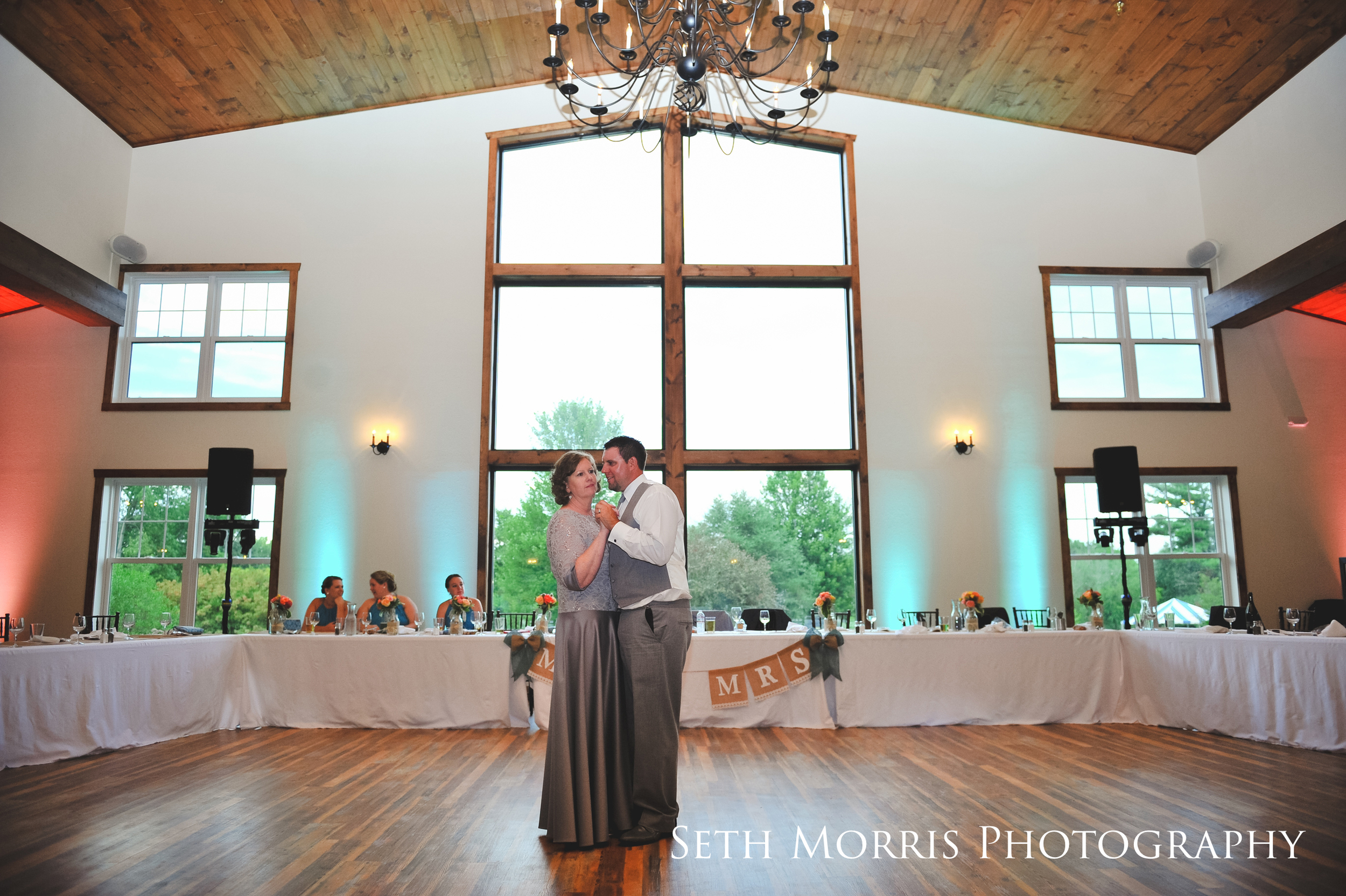 hornbaker-barn-wedding-photo-princeton-photographer-73.jpg