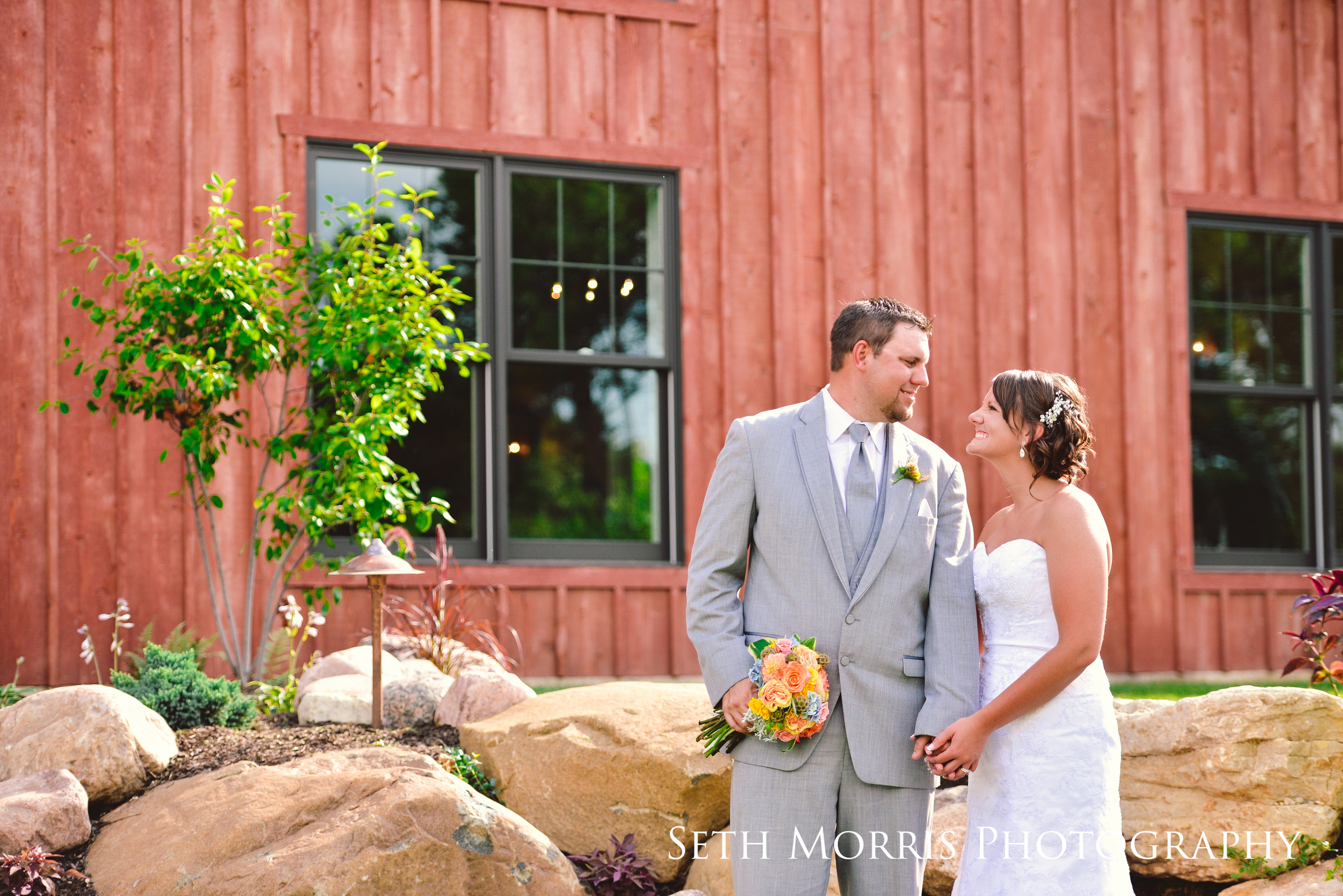 hornbaker-barn-wedding-photo-princeton-photographer-49.jpg