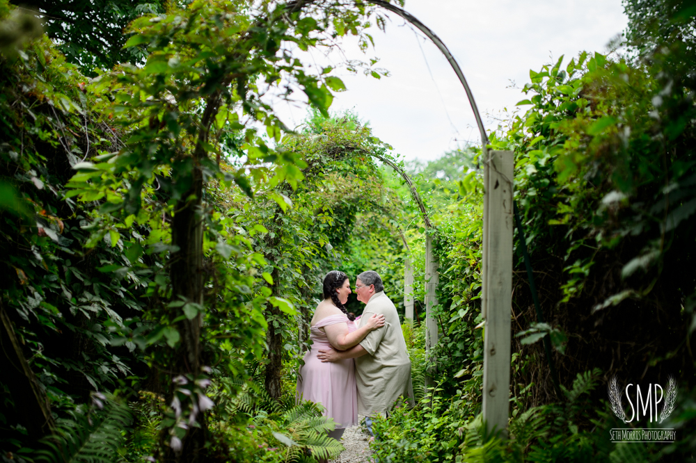 garden-engagement-session-60.jpg