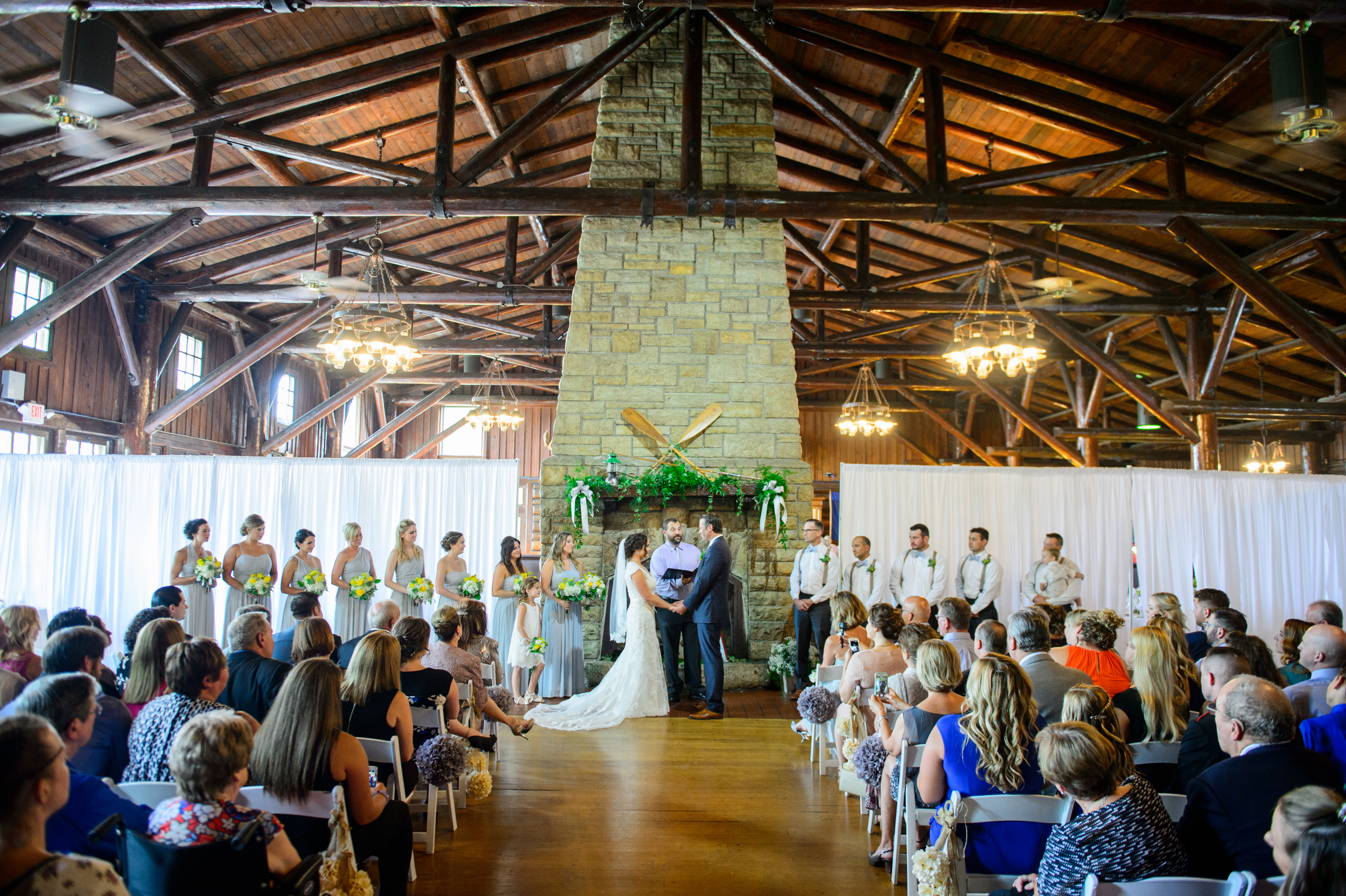 indoor-summer-wedding-starved-rock-seth-morris-photography-50.jpg