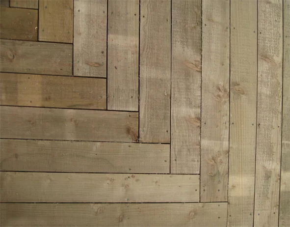 Garden Room - Sawn larch deck detail