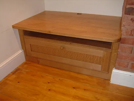 Fitted cupboard - Oak built in TV shelf + drawer unit