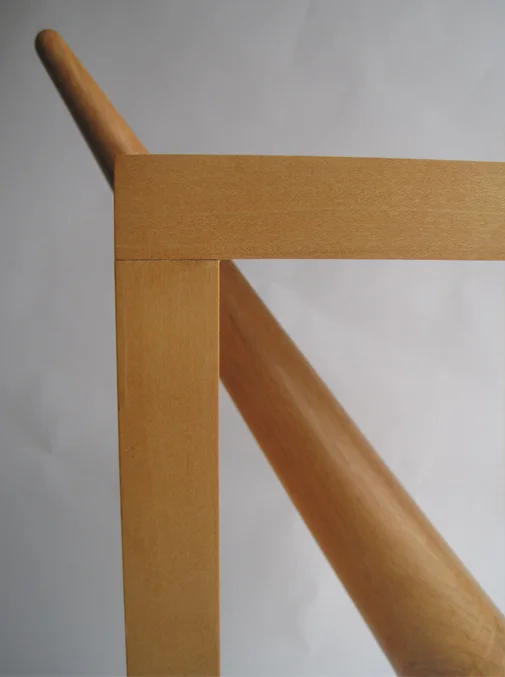 Spikeable side table