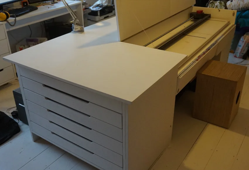 Work table - ...with integrated space for a large paper trimmer