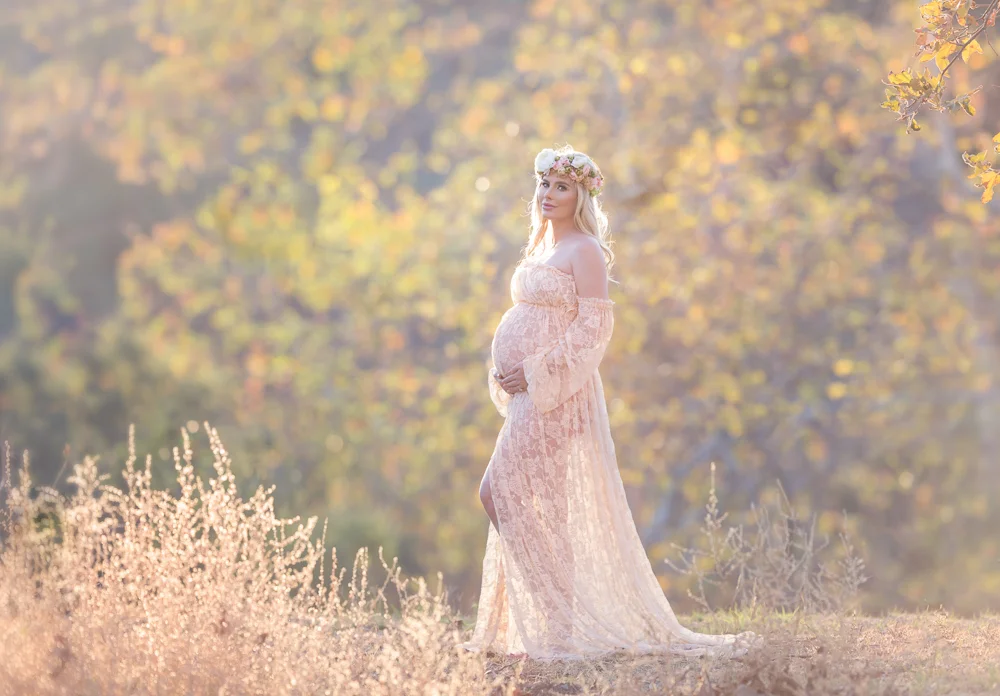 Maternity photoshoot. Beautiful light. Pacific Palisades. California. 
