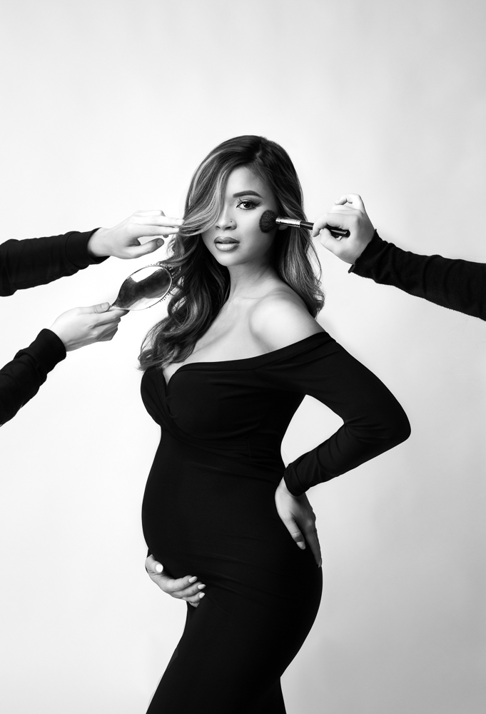 Beautiful black and white Maternity session Los Angeles —Pregnancy ...