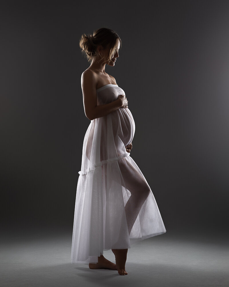 Pregnancy Photoshoot — Mini Beach Session — Oxana Alex Photography