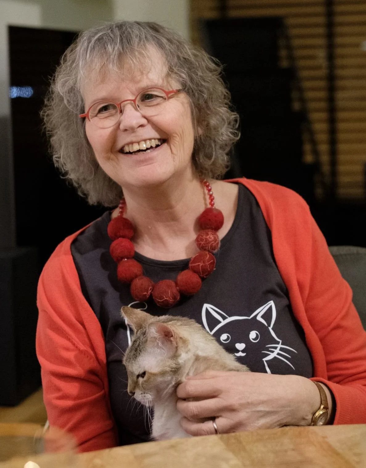Portretfoto van Mieke van Hooft.