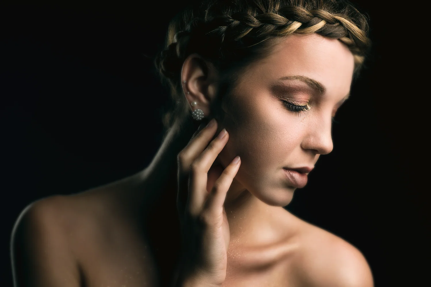 Carolyn-Valure-Makeup-Shoot-577-Edit.jpg