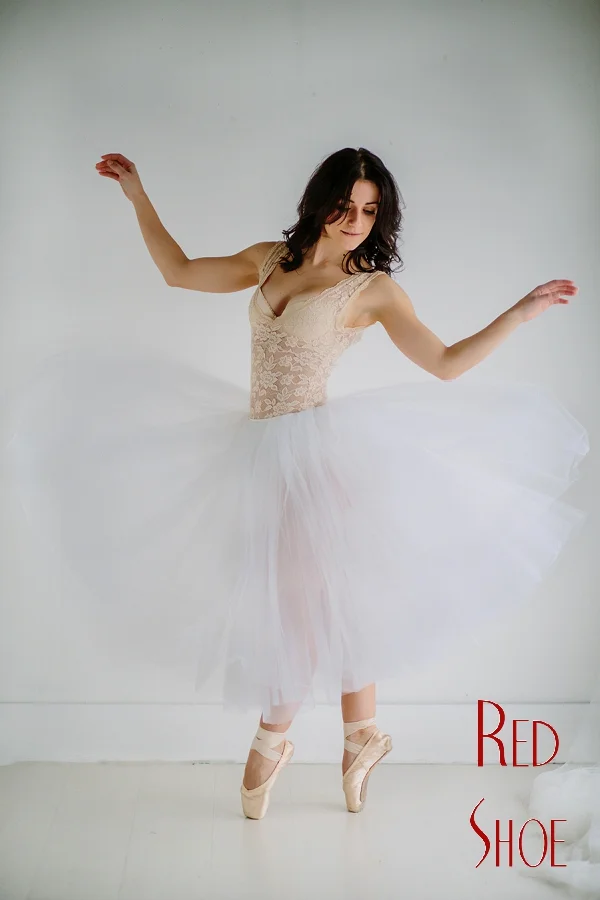 ballet photo shoot at red shoe female portraits in chester, supporting female confidence through portraiture._0012.jpeg