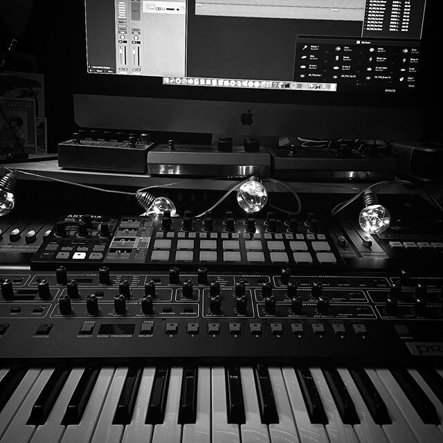 Little Corner Studio (part 1- keys) #recordingstudio #studiogear #synth #mixingandmastering #effectpedals