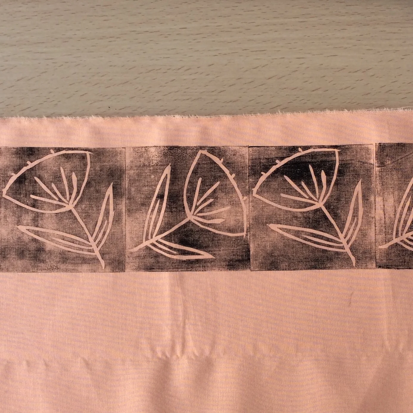Creating a border print with the flower design