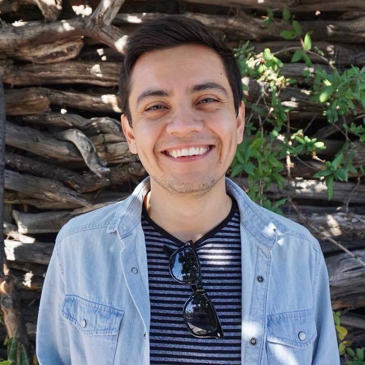 Victor Suarez - Headshot.jpg