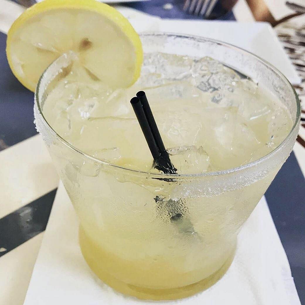 Not only is it Friday, but it’s also CINCO DE MAYO! And that means it’s time for MARGARITAS! Come see us tonight and grab your Spoon River margarita to celebrate! We are opening at 5:30! Call/text us at 252-945-3899 for a reservation!
#c