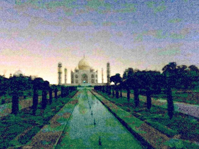 This is the Taj Mahal by night- the site was empty, cool and silent in contrast to the daytime chaos. #lovely #tajmahal #india #agra #travel #travelblog #rtwchat #rtwtravel #planetwanderlust #wanderlust #worlderlust #travelgram #instatravel #coupletr