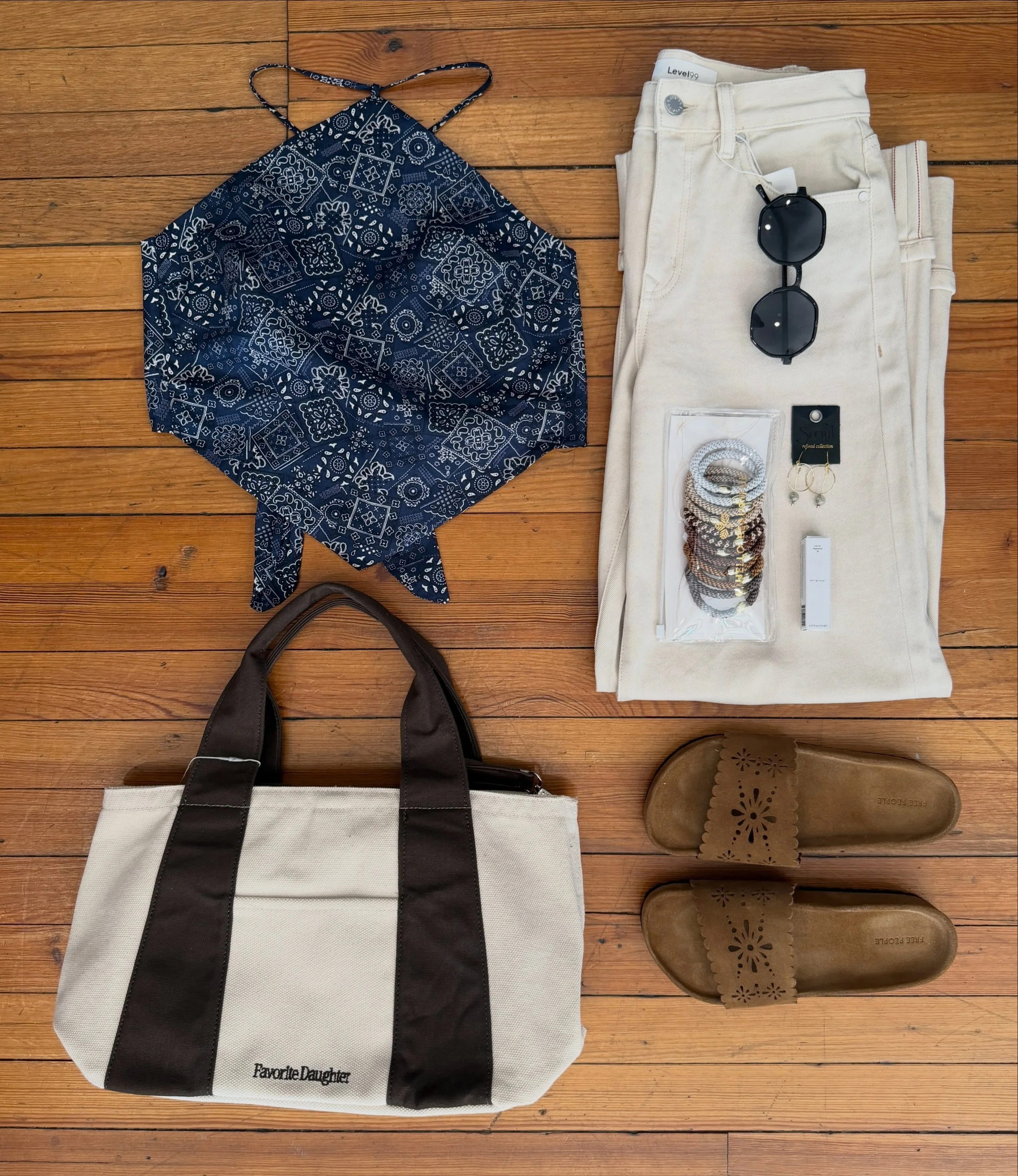 Perfect outfit for studying at a local coffee shop or taking a stroll at the farmers market!

#fashion #ootd #outfitideas4you #outfitoftheday #boutique