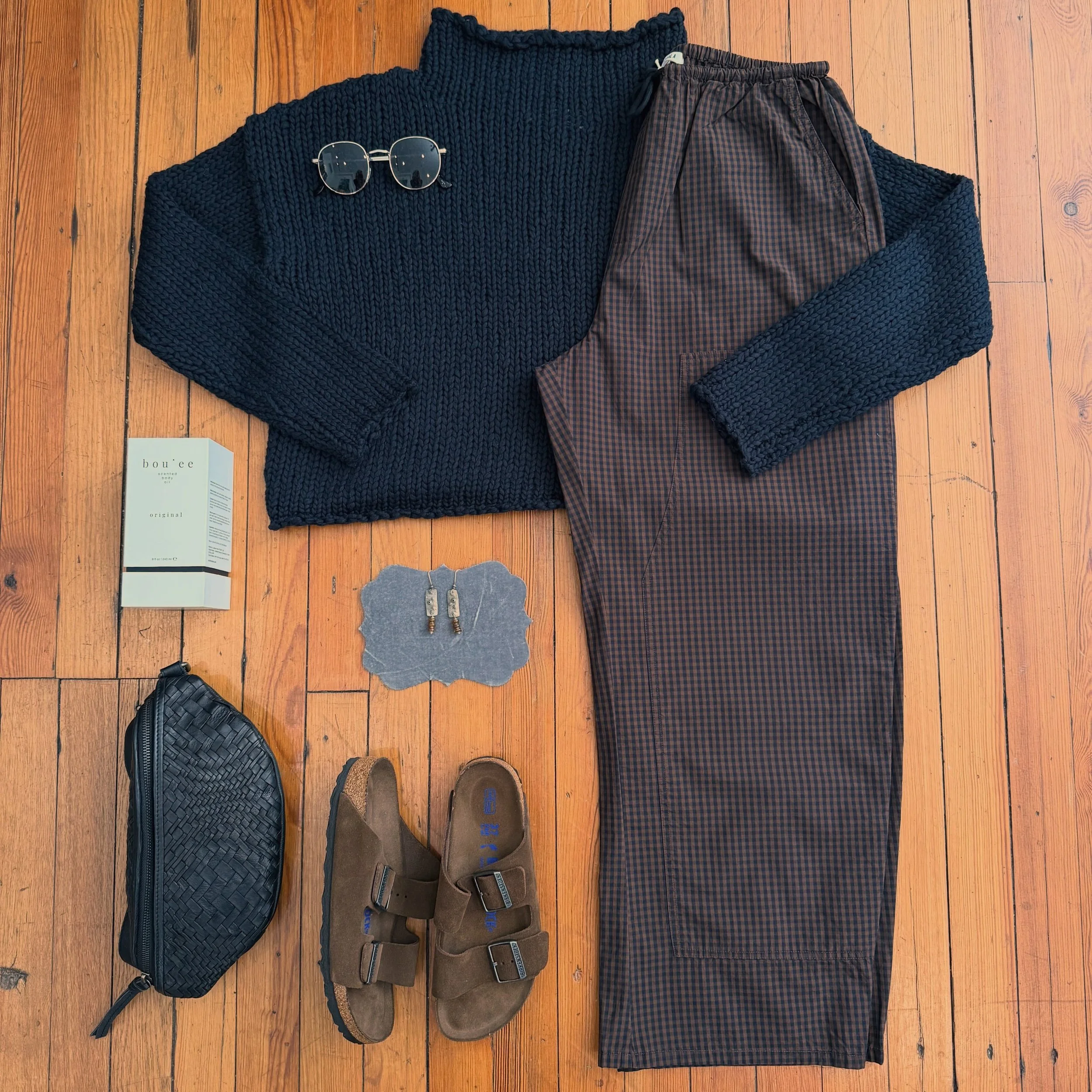 Perfect outfit for those cool mornings and warm afternoons!