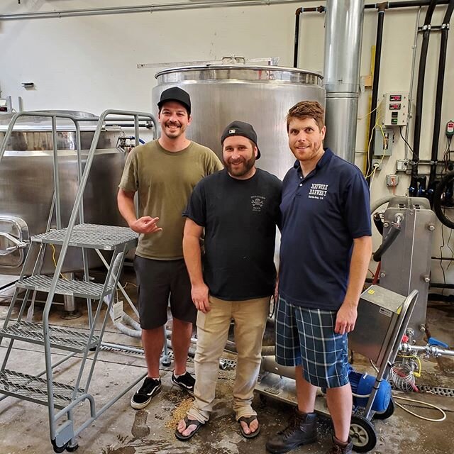Awesome #collab #brewday @networkbrewery today! Brewed a west coast #ipa that will be massively  dry hopped. Go support Network and enoy some of their last ever brews. #santaana #craftbeer #brewery